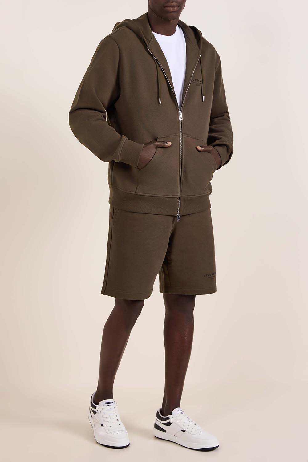 ז'קט קפוצ'ון